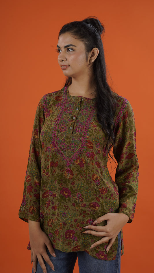 Printed Dark Green Ladies Short Kurta in 100% Silk Crepe – Chic & Comfortable