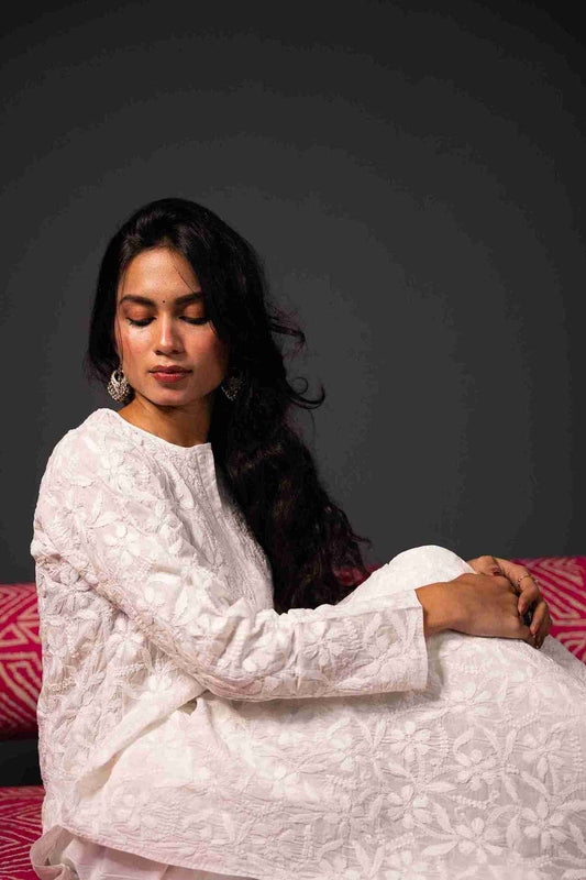 Grace in White – Ladies Long Kurta for Effortless Elegance